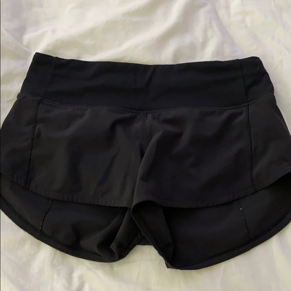 LULULEMON 2in shorts